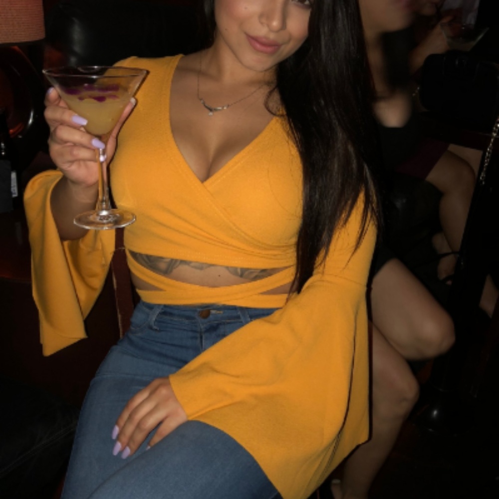 Mustard Flare Sleeve Tie Top - Picture 3 of 3
